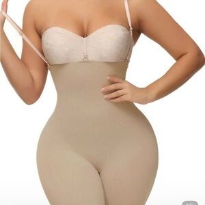 Seamless High-Waist Shapewear in Beige NWOT